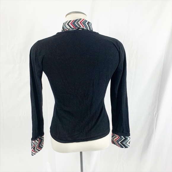 Zacks Black Knit V-Neck Sweater with Chevron Print Collar & Cuffs (S) - Picture 10 of 10